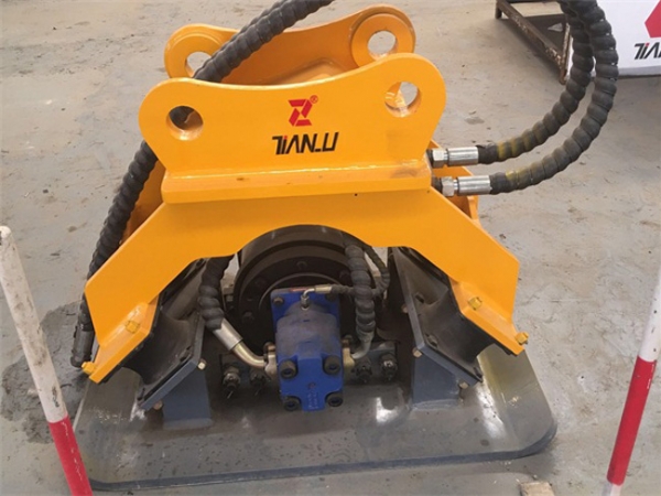 平板液壓振動夯